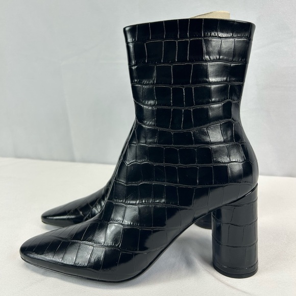 Balenciaga Crocodile Embossed boots - Picture 6 of 9